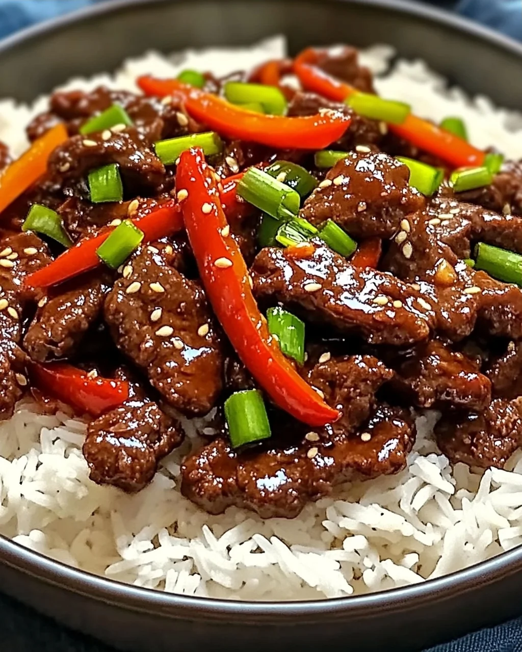 Krosse Chili Rindfleisch Reis in 15 Minuten